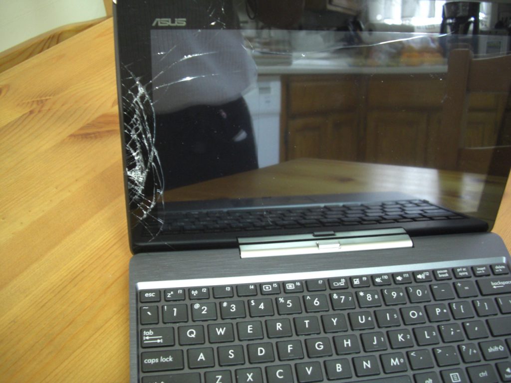 Sending your defective unit back to ASUS customer support could do more harm than actually get your unit fixed. Sending your defective unit back to ASUS customer support could do more harm than actually get your unit fixed.