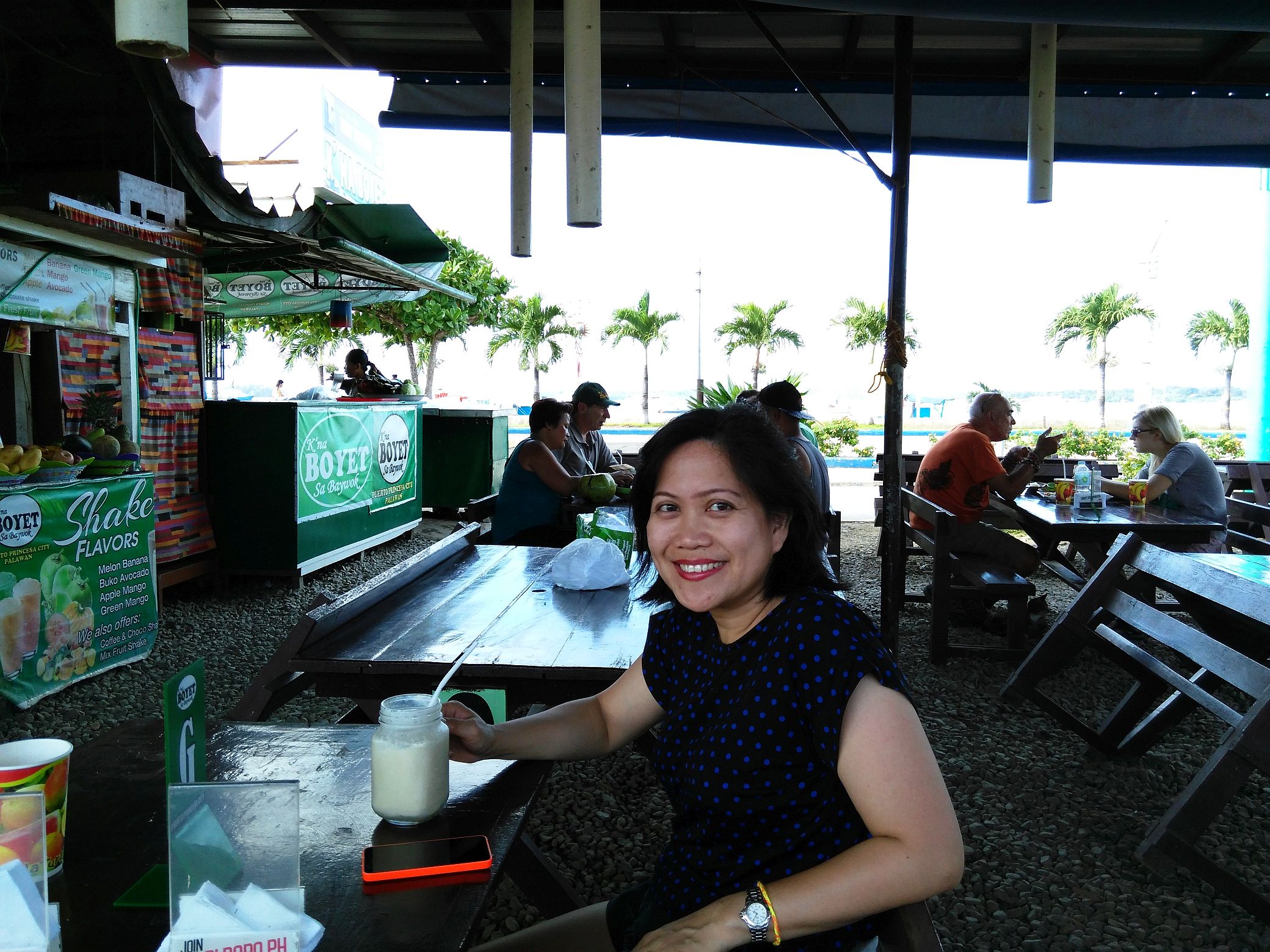 Late lunch/early dinner at "K'na Boyet sa Baywok" restaurant---at the 'Baywalk' in Puerto Princesa, Palawan.