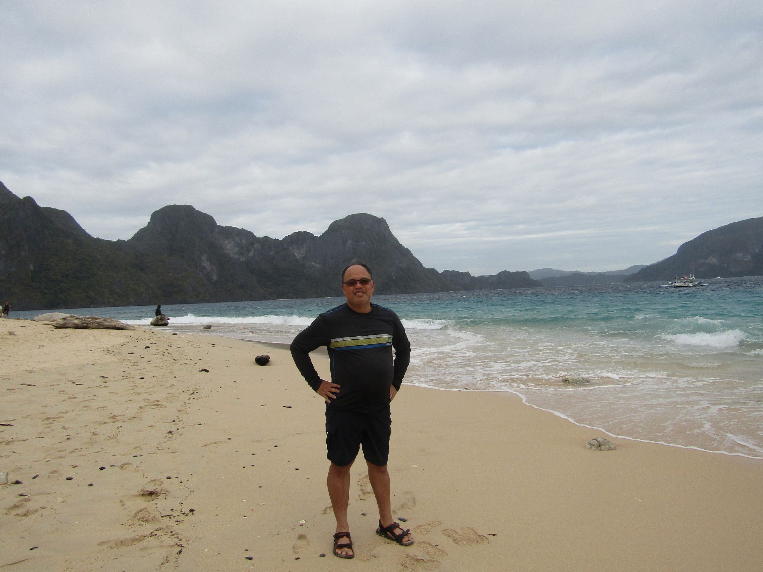 An 'island-hopping' tour is one of the best bargains if you're planning a trip to El Nido, Palawan. Tour duration depends on how many islands you'd like to visit.