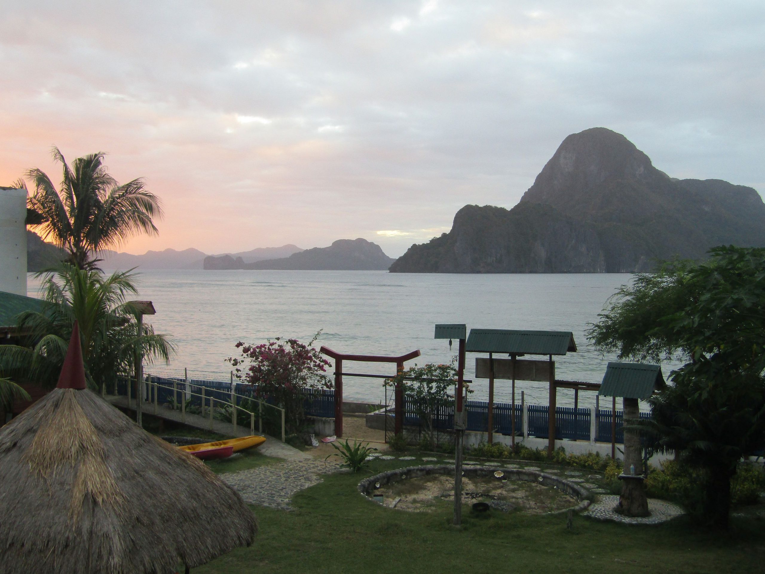 That's "Cadlao Island" in the background.
