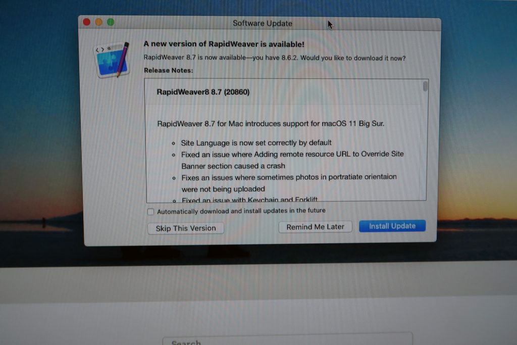 RapidWeaver is one of the better web-content development applications for the MacOS. Rapidweaver is one of the better web-development application for the Mac.